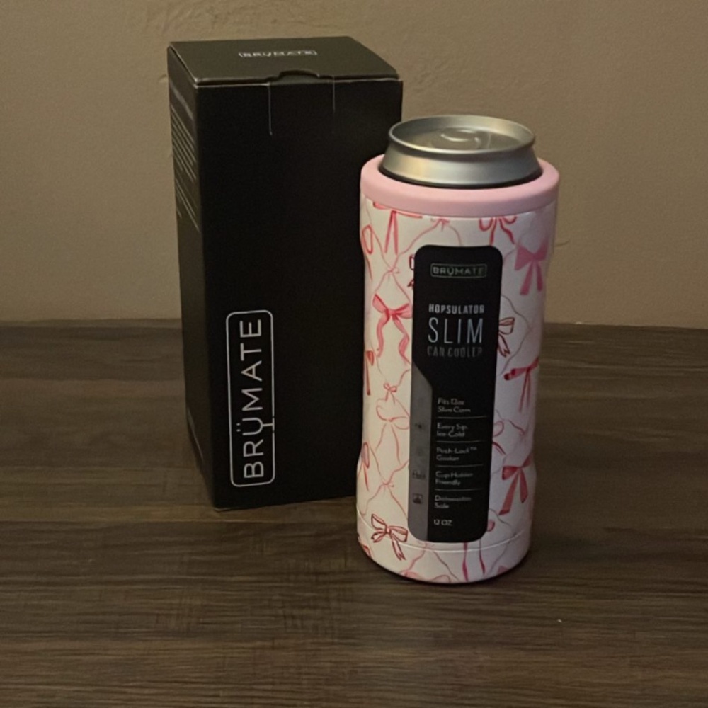 Brumate- Bows- Slim cup cooler (sold out)